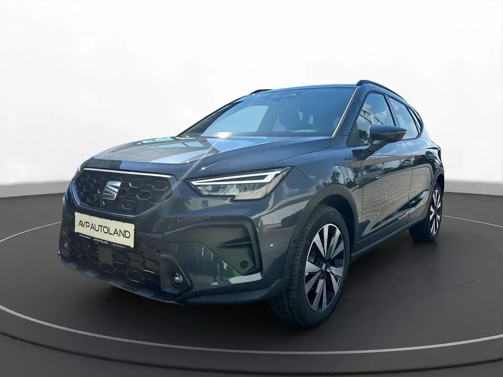 Neu Seat Arona FR 116 PS (85 kW) 2026 Grau SUV