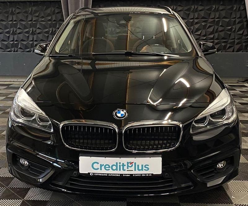 Gebraucht BMW 218 Gran Tourer 140 PS (102 kW) 2018 Schwarz Van / Kleinbus