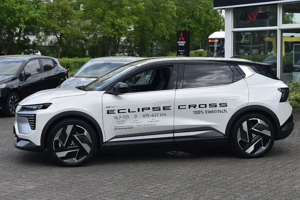 Gebraucht Mitsubishi Eclipse Diamant Edition 160 kW (218 PS) 2026 Himalayaweiß/onyxschwarz SUV