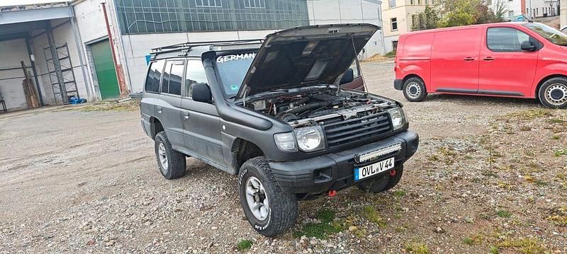 Grau Gebraucht 2003 Mitsubishi Pajero SUV | 6.000 € (Fairer Preis) - Bild 1/4