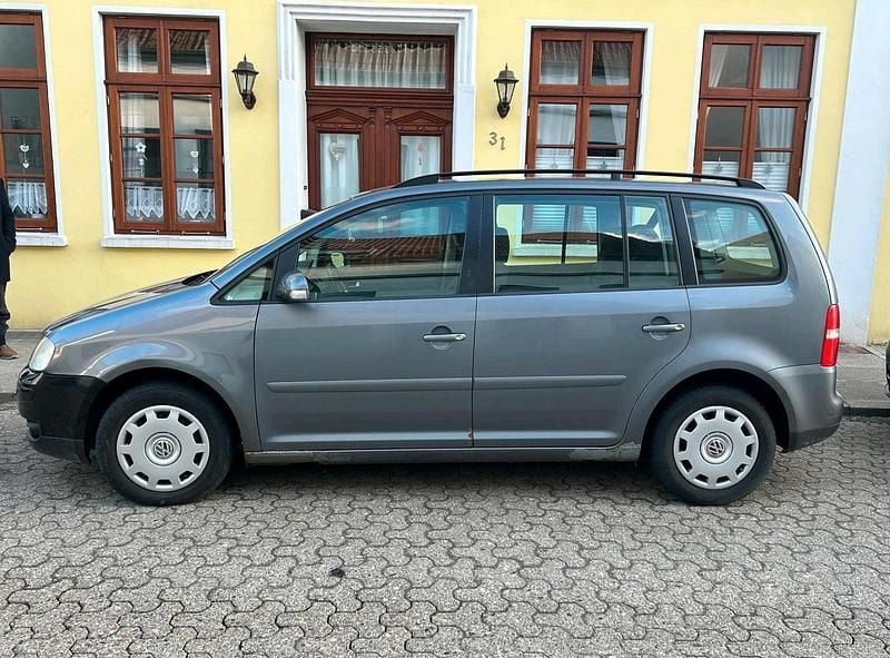 Gebraucht VW Touran 104 PS (76 kW) 2005 Grau Van / Kleinbus