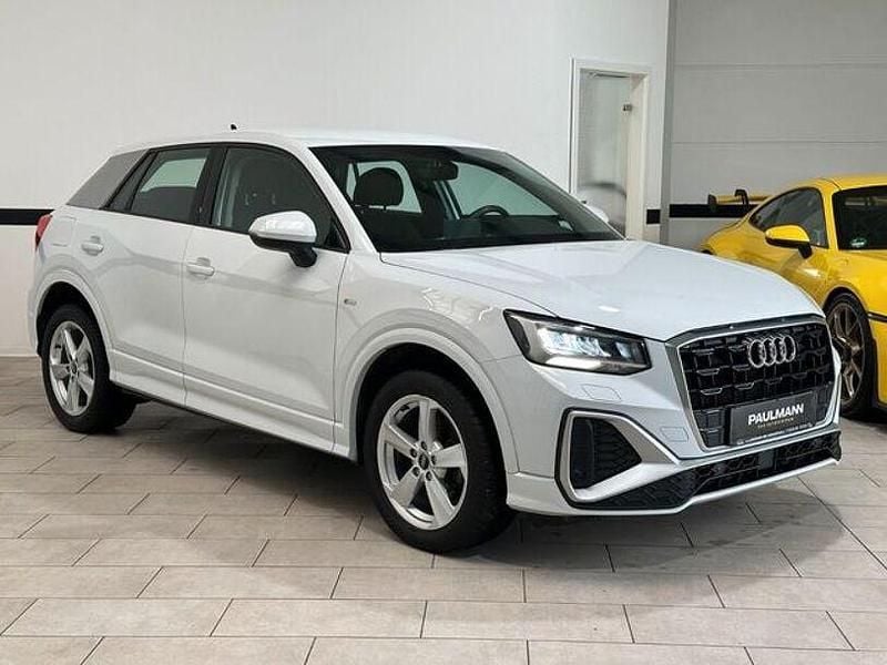 Gebraucht Audi Q2 S-Line 176 PS (129 kW) 2023 Gletscherweiß SUV
