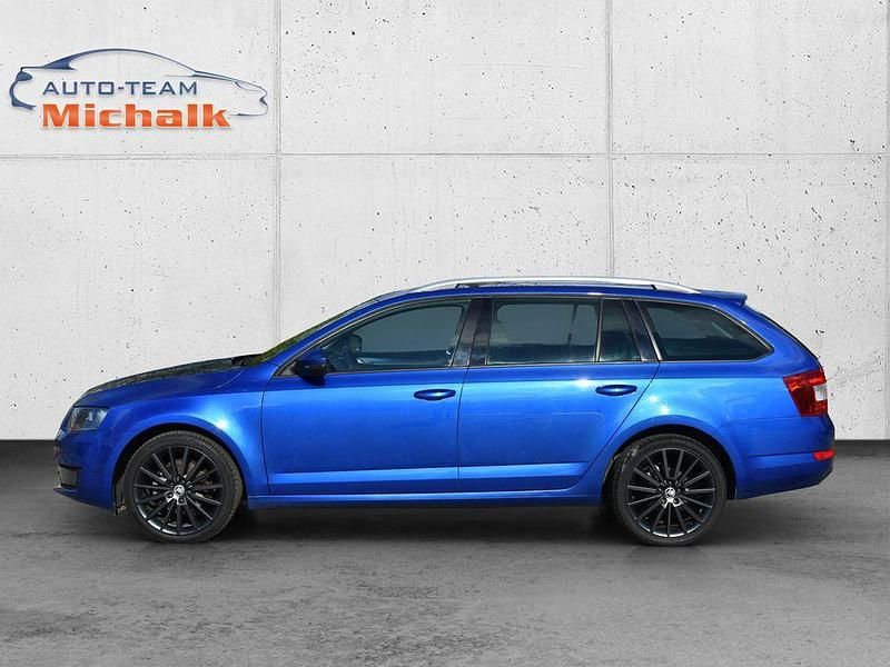 Gebraucht Skoda Octavia 140 PS (102 kW) 2015 Raceblau metallic Kleinwagen