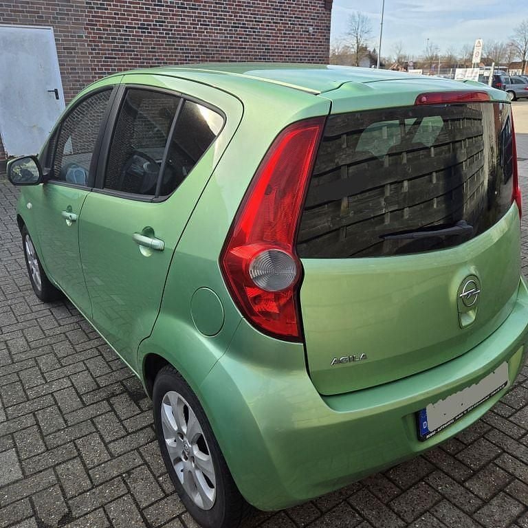 Gebraucht Opel Agila 65 PS (47 kW) 2008 Grün Kleinwagen