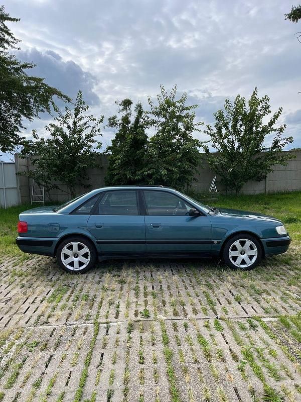 Second-hand Audi 100 133 CP (97 kW) 1992 Albastru Berlinǎ
