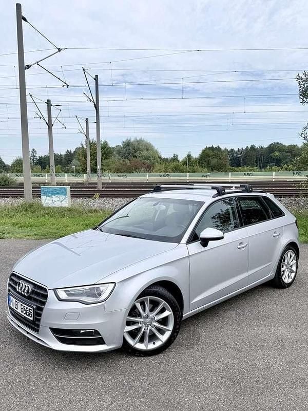 Gebraucht 2014 Audi A3 Sportback Ambition Kombi | 11.200 € (Guter Preis) - Bild 1/4