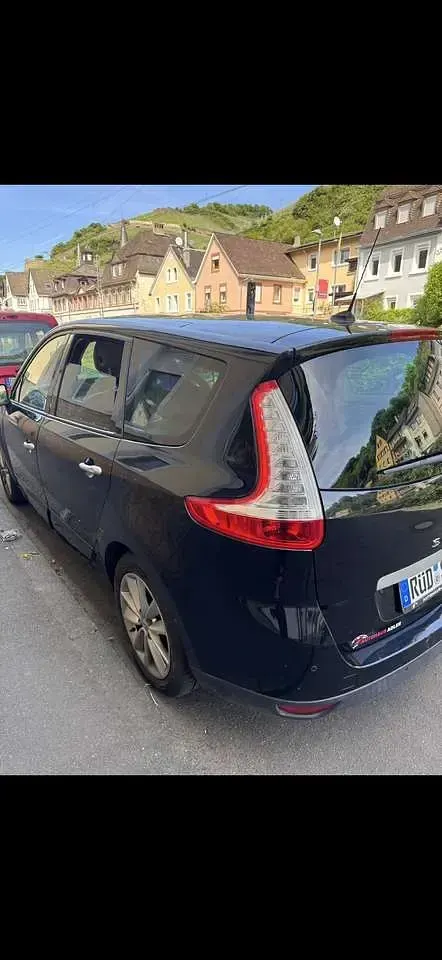 Gebraucht Renault Scénic III 140 PS (102 kW) 2011 Schwarz Kombi