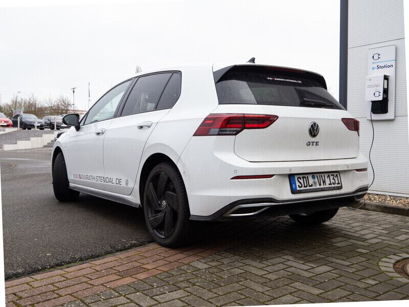Gebraucht VW Golf VIII GTE 245 PS (180 kW) 2021 Weiß Limousine