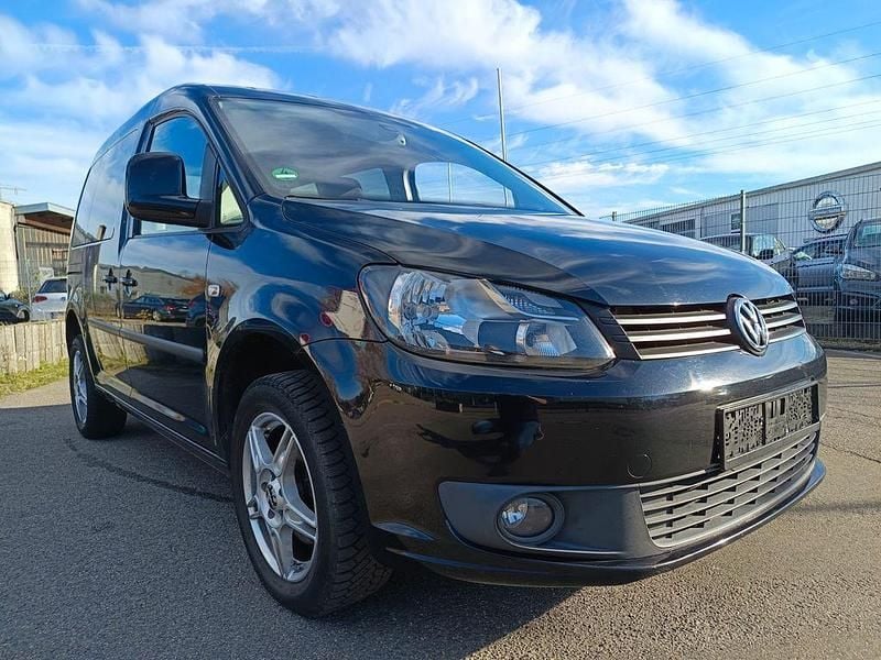 Gebraucht VW Caddy Trendline 102 PS (75 kW) 2013 Schwarz Van / Kleinbus