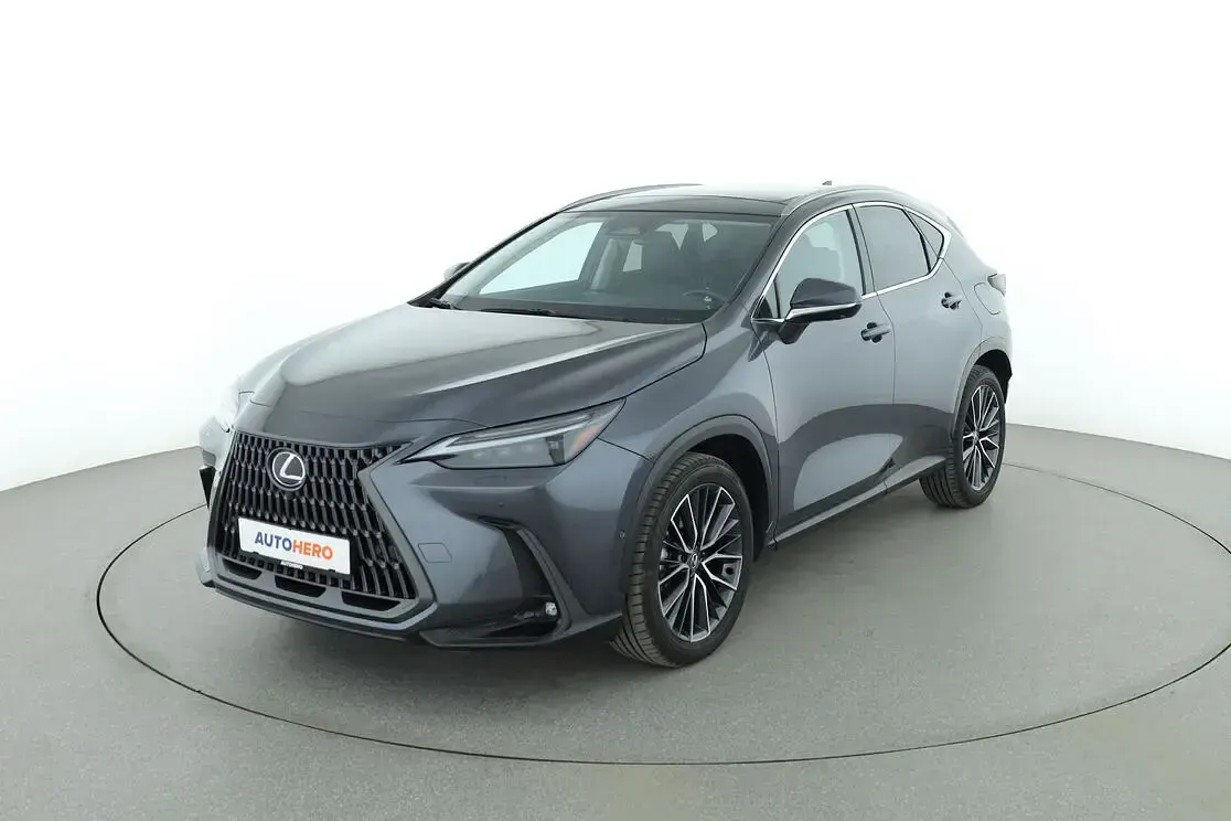Gebraucht Lexus NX350h E-FOUR Luxury Line 243 PS (178 kW) 2024 SUV