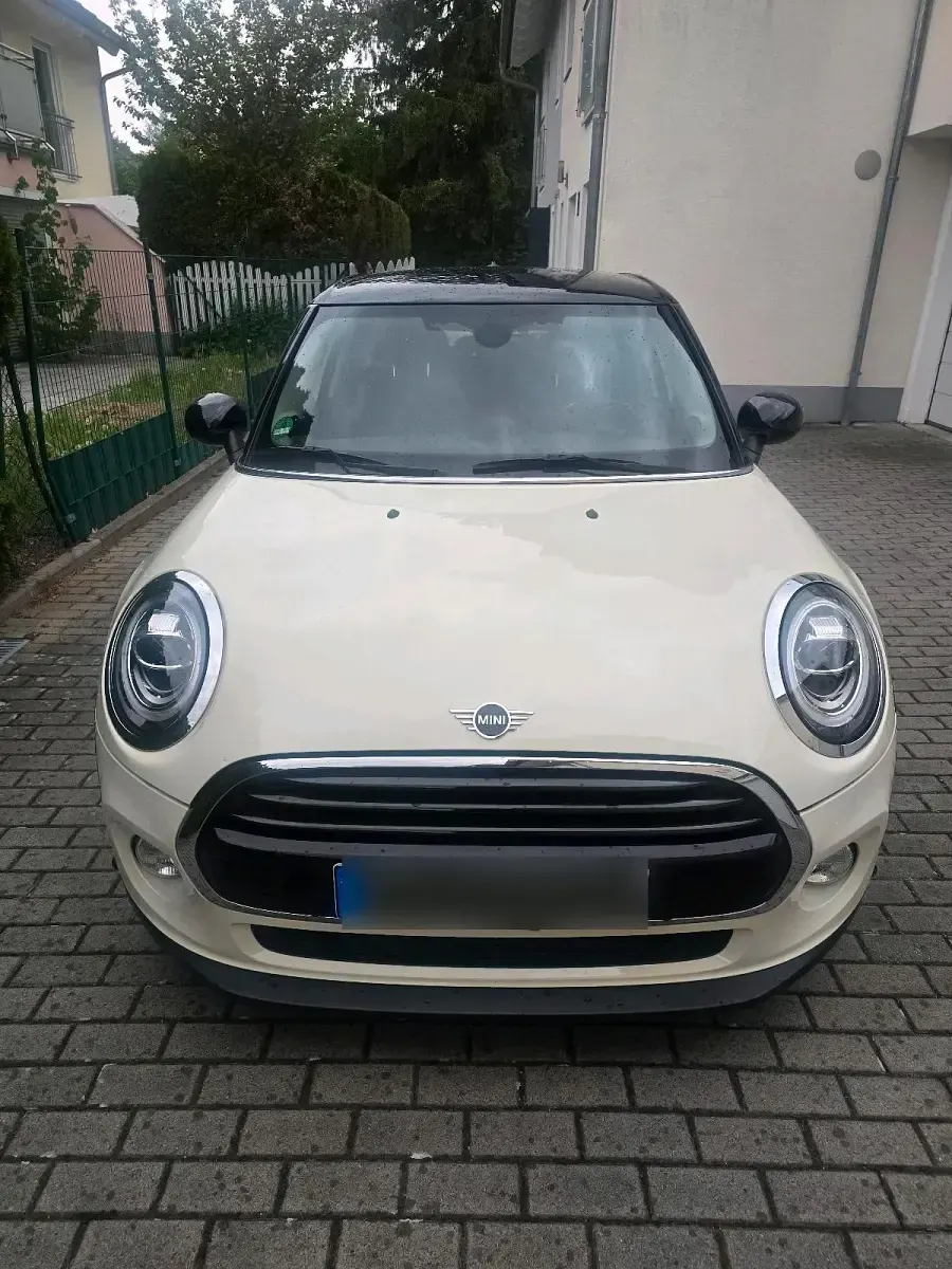 Gebraucht Mini Cooper D 116 PS (85 kW) 2018 Beige Kleinwagen