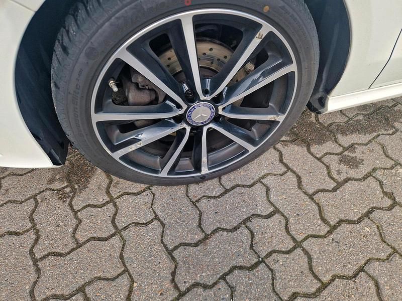 Gebraucht Mercedes CLA220 177 PS (130 kW) 2015 Limousine