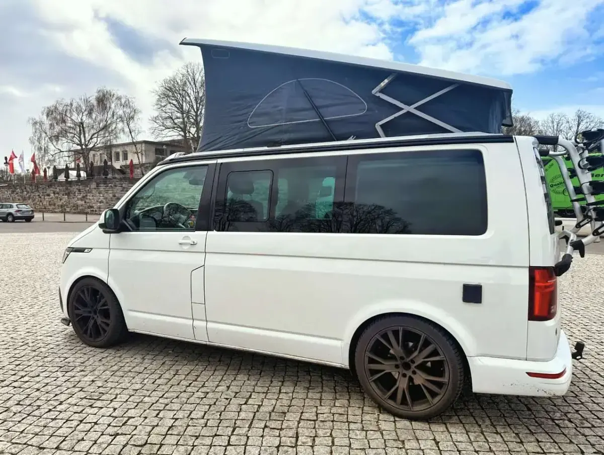 Gebraucht VW California Beach 150 PS (110 kW) 2021 Weiß Van