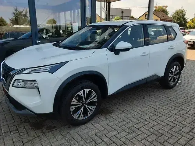 Gebraucht Nissan X-Trail Acenta 163 PS (119 kW) 2024 Weiß SUV