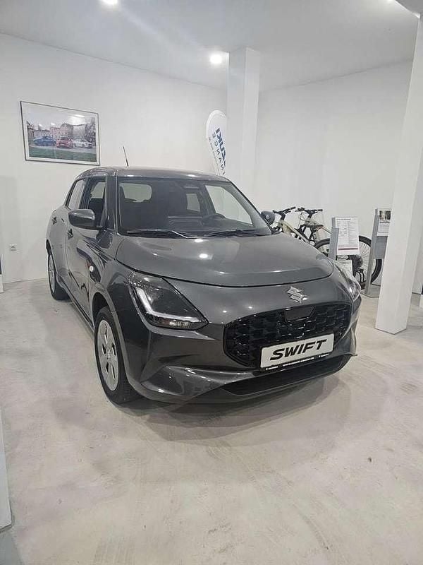 Neu Suzuki Swift Comfort 83 PS (61 kW) 2025 Mineral gray metallic Kleinwagen
