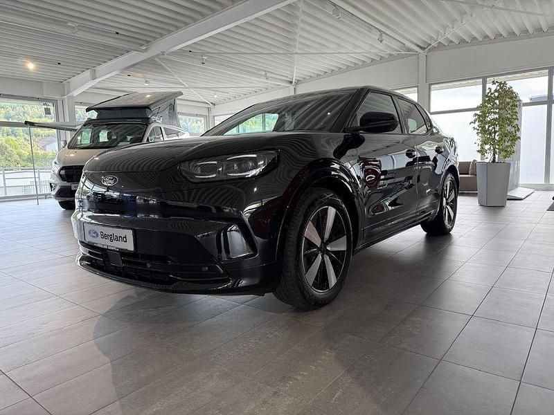 Neu Ford Capri Extended Range 210 kW (286 PS) 2025 Agate black metallic schwarz Limousine