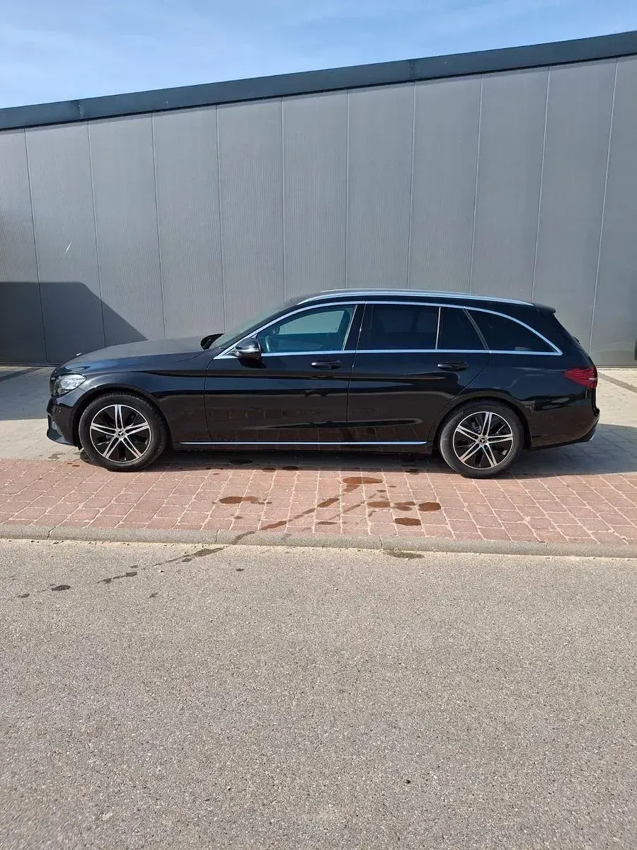 Gebraucht Mercedes C200 160 PS (117 kW) 2020 Schwarz Kombi