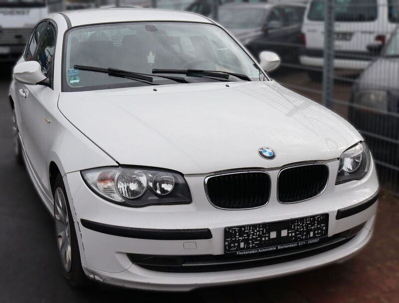 Weiß Gebraucht 2010 BMW 116 Advantage Kleinwagen | 1.900 € (Superpreis) - Bild 1/4