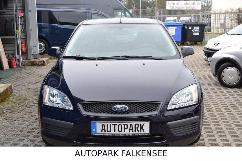 Gebraucht Ford Focus Fun X 80 PS (58 kW) 2006 Blau Kleinwagen