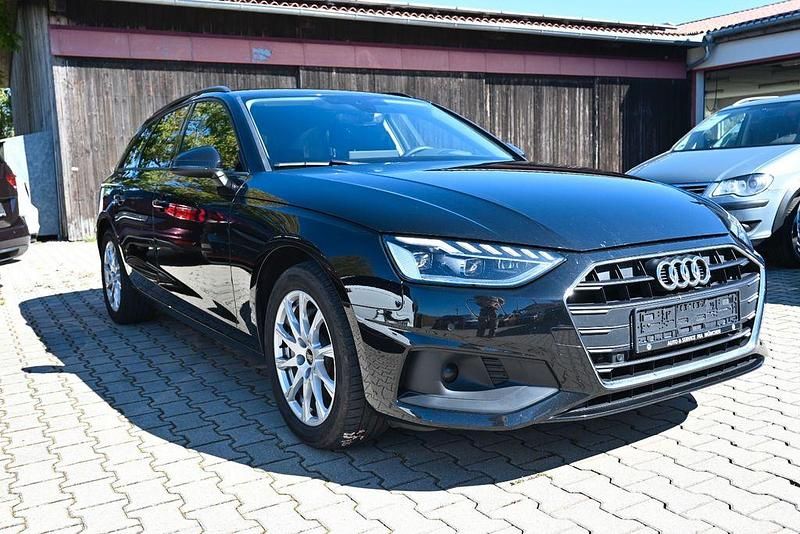 Mythosschwarz Gebraucht 2023 Audi A4 Kombi | 26.999 € (Fairer Preis) - Bild 1/4