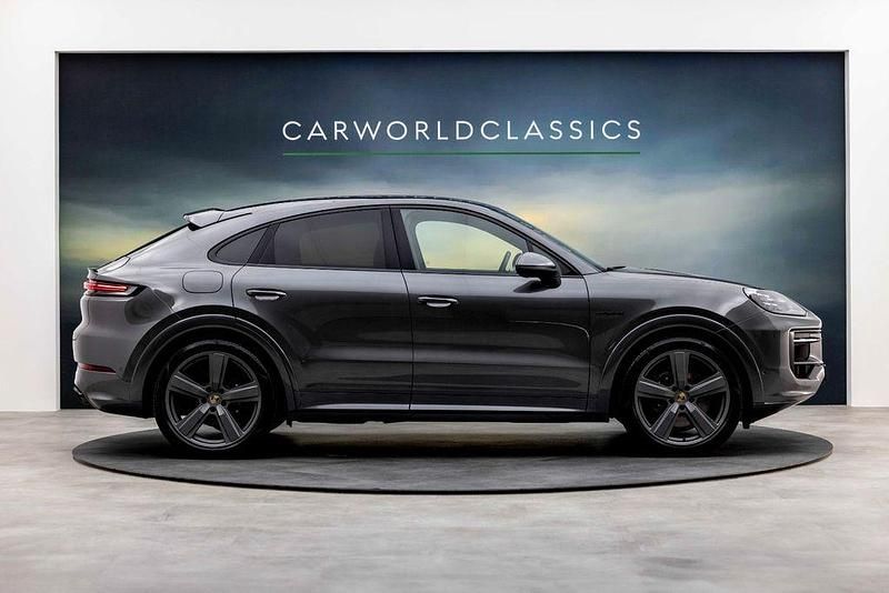 Gebraucht Porsche Cayenne Coupe 470 PS (345 kW) 2024 Grau Coupé