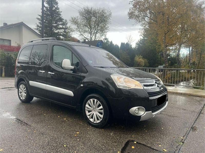 Schwarz Gebraucht 2012 Citroën Berlingo Exclusive Van / Kleinbus | 5.500 € (Superpreis) - Bild 1/4