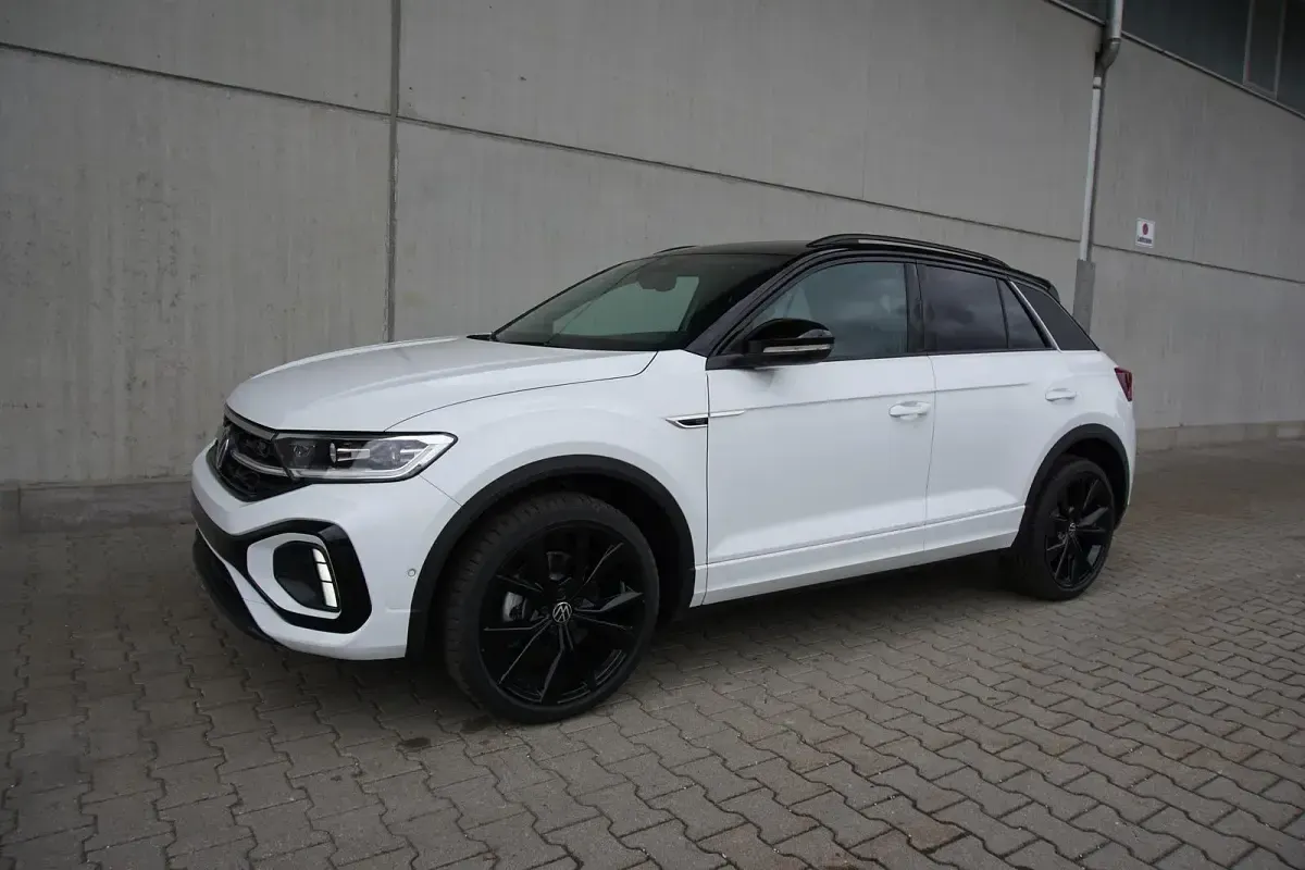 Neu VW T-Roc R-line 150 PS (110 kW) 2026 Pure weiß SUV