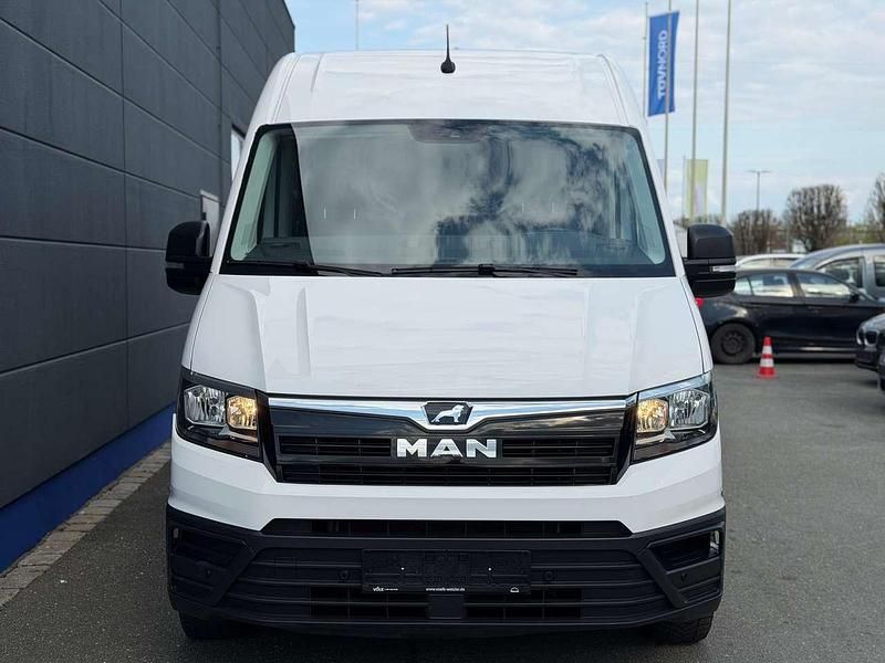 Używany MAN TGE 140 KM (102 kW) 2022 Biały Van