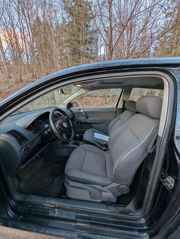 Gebraucht VW Polo Basis 64 PS (47 kW) 2002 Schwarz Limousine
