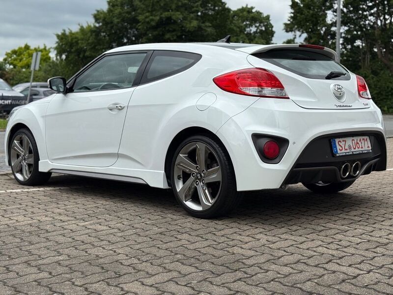 Weiß Gebraucht 2013 Hyundai Veloster Premium Kleinwagen | 9.990 € (Fairer Preis) - Bild 1/4