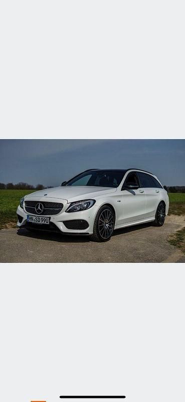 Weiß Gebraucht 2016 Mercedes C43 AMG AMG Kombi | 29.500 € (Guter Preis) - Bild 1/4