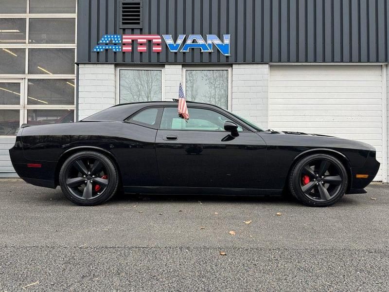 Second-hand Dodge Challenger 432 CP (317 kW) 2008 Negru Coupe