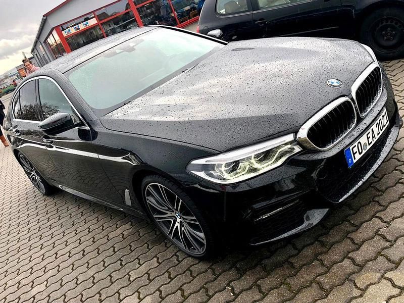 Gebraucht BMW 540 Performance 340 PS (250 kW) 2017 Schwarz Limousine