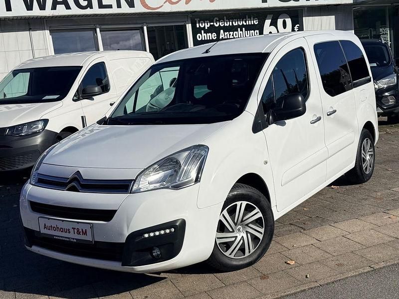 Weiß Gebraucht 2016 Citroën Berlingo SELECTION Van / Kleinbus | 8.700 € (Guter Preis) - Bild 1/4