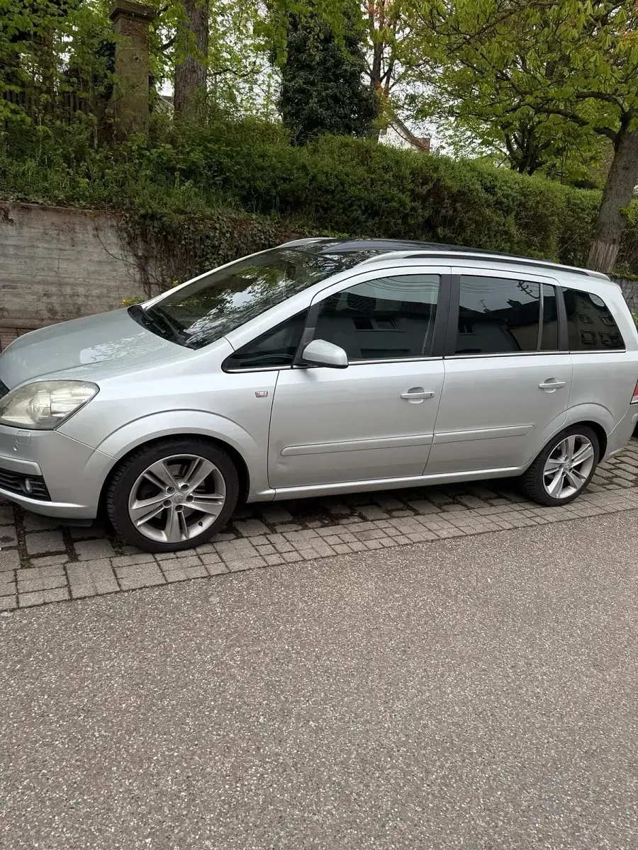 Gebraucht Opel Zafira 150 PS (110 kW) 2006 Grau Van / Kleinbus