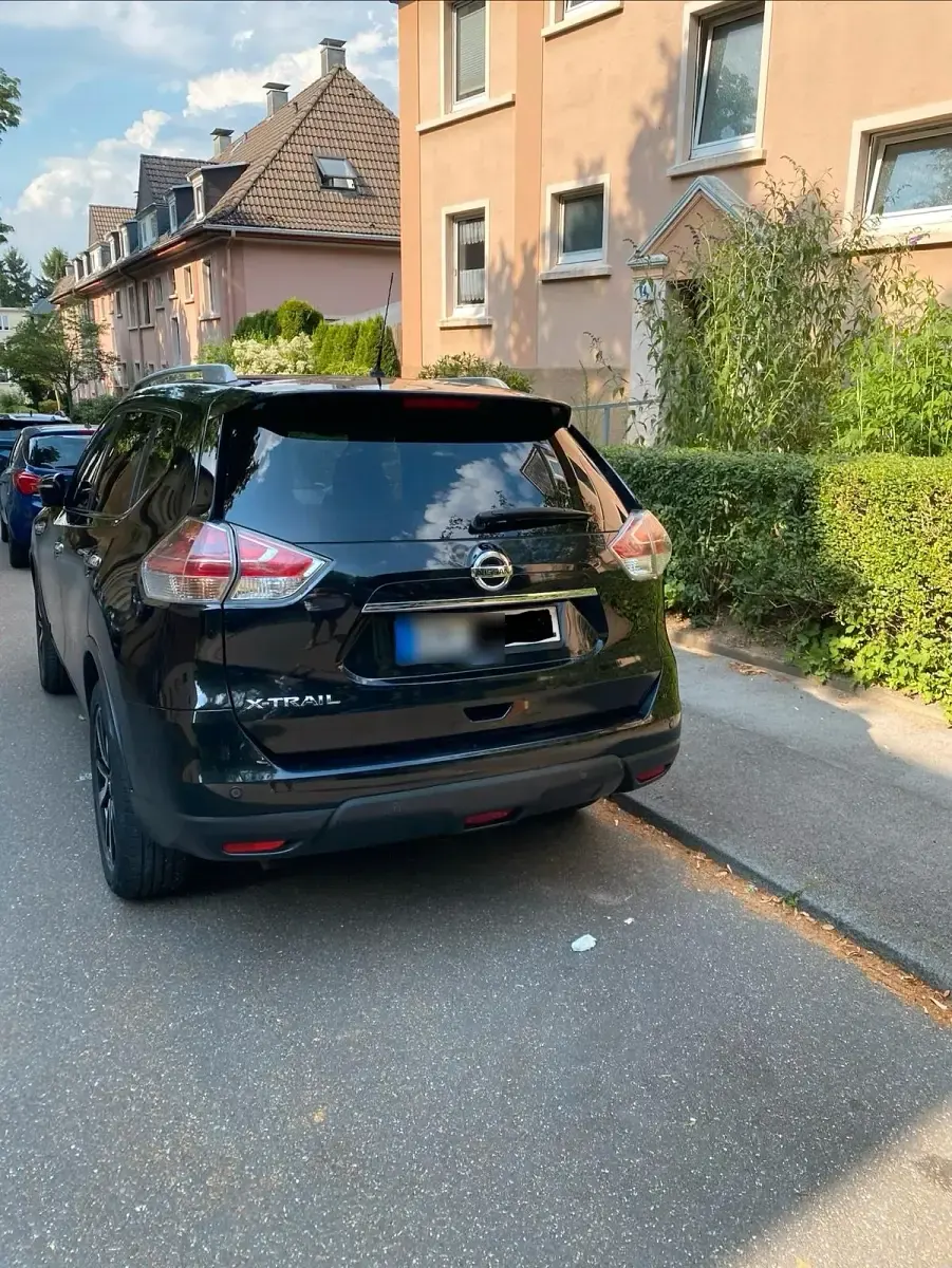 Gebraucht Nissan X-Trail Tekna 130 PS (95 kW) 2017 Schwarz SUV