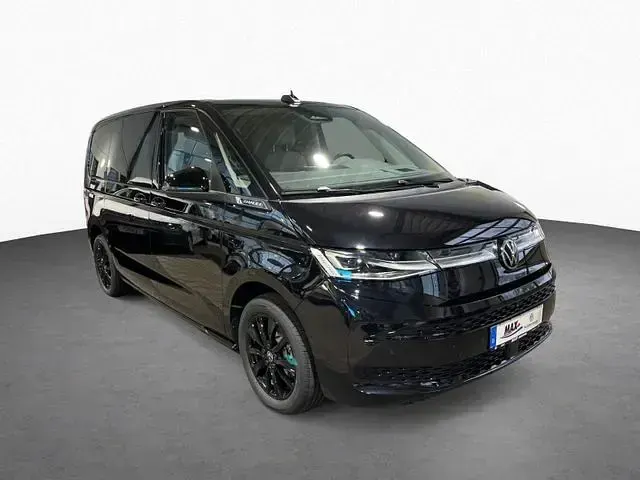 Nowe VW Multivan Life 150 KM (110 kW) 2026 Czarny Minivan