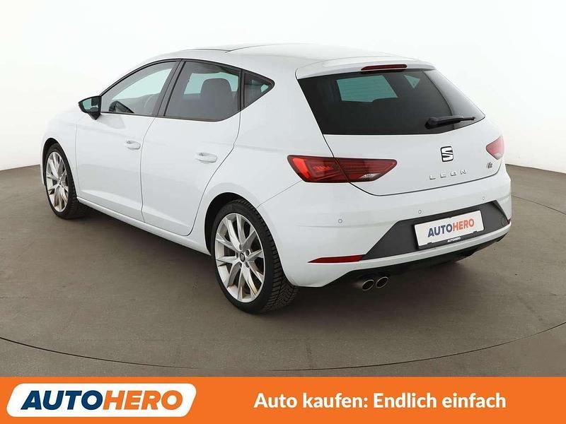 Gebraucht Seat Leon FR 131 PS (96 kW) 2020 Weiß Limousine