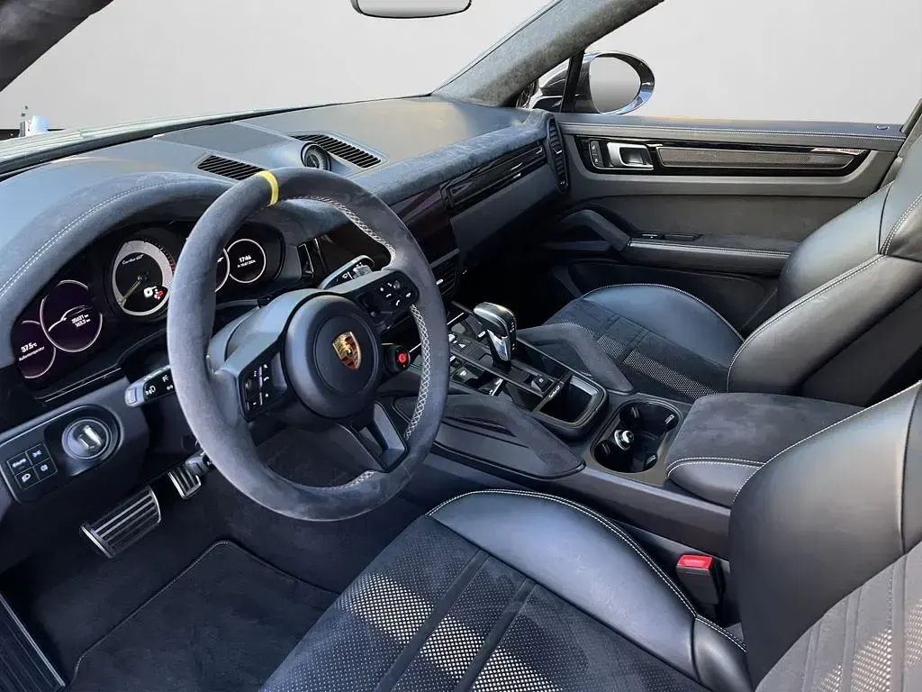 Gebraucht Porsche Cayenne 641 PS (471 kW) 2022 Arktikgrau (metallic) SUV