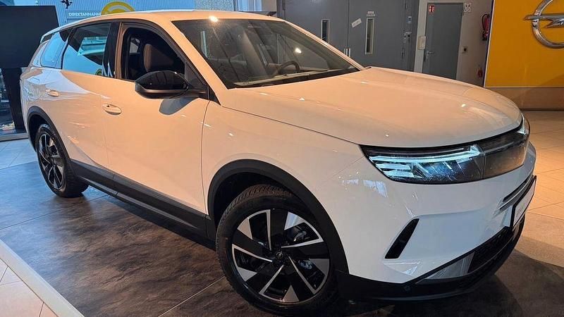Weiß Neu 2025 Opel Grandland X Edition SUV | 31.990 € (Guter Preis) - Bild 1/4