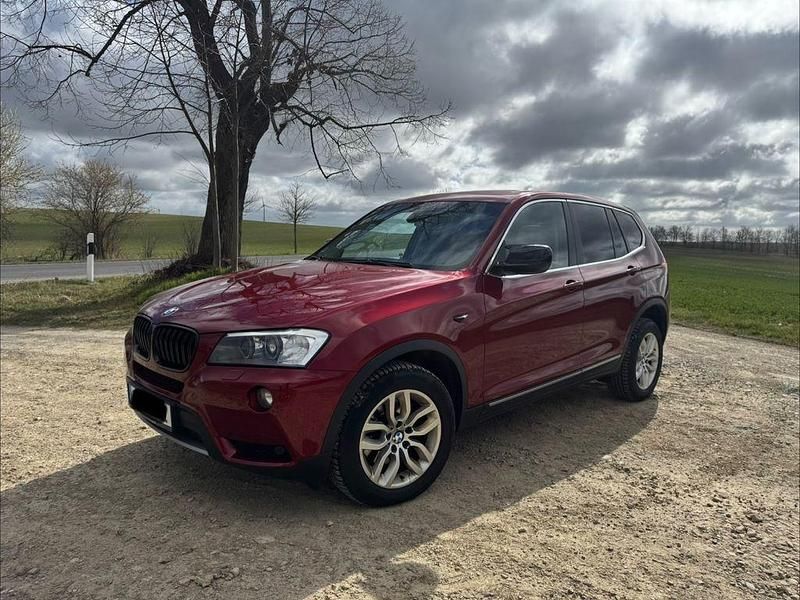 Gebraucht BMW X3 184 PS (135 kW) 2011 Rot SUV
