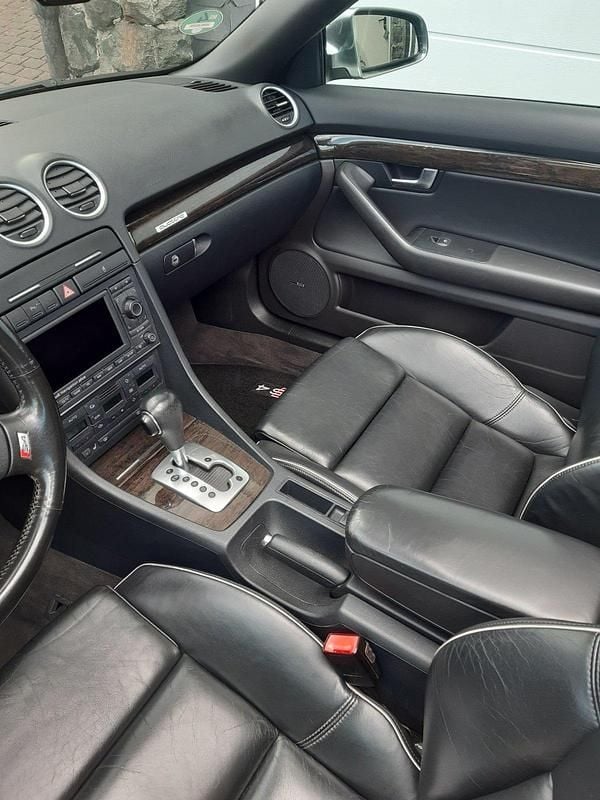 Schwarz Gebraucht 2004 Audi S4 Cabriolet Cabrio | 13.500 € (Fairer Preis) - Bild 1/4