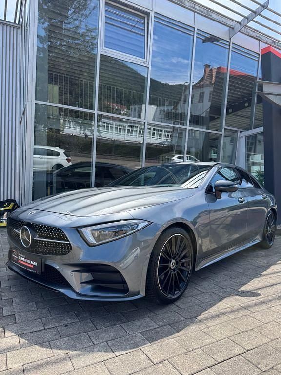 Grau Gebraucht 2020 Mercedes CLS350 AMG Limousine | 35.990 € (Fairer Preis) - Bild 1/4