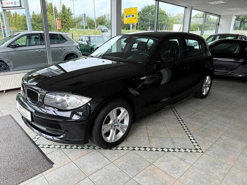 Gebraucht BMW 118 Advantage 143 PS (105 kW) 2010 Schwarz Kleinwagen
