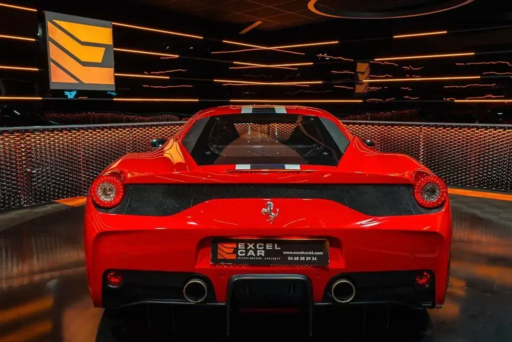 Gebraucht Ferrari 458 605 PS (444 kW) 2014 Rot