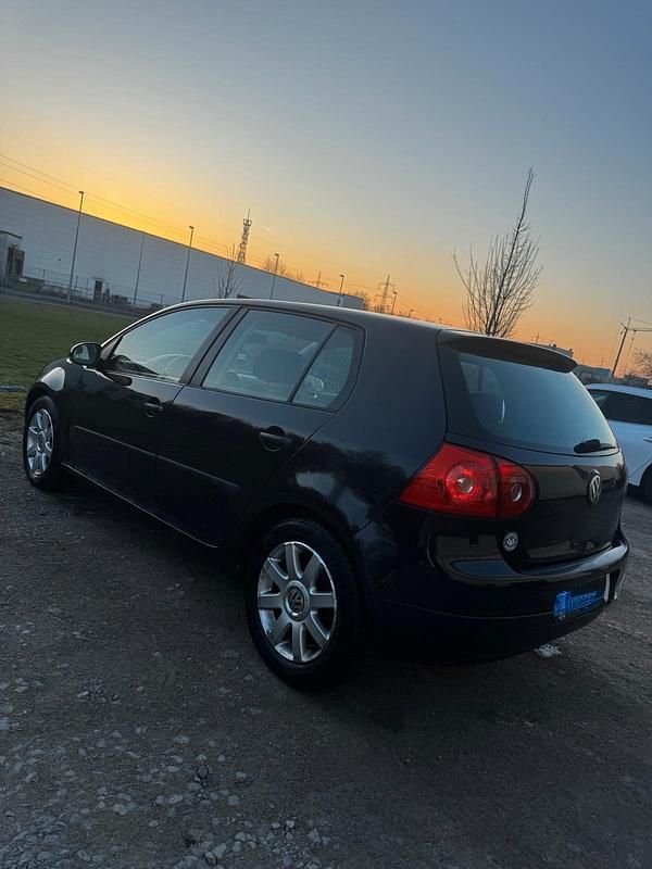 Gebraucht VW Golf V 116 PS (85 kW) 2005 Schwarz Kleinwagen
