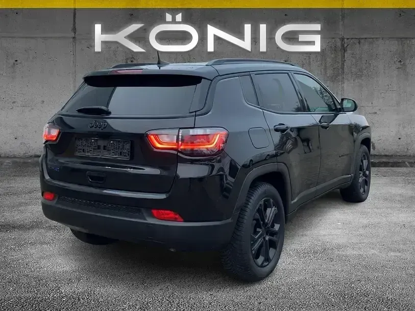 Used Jeep Compass 239 HP (175 kW) 2022 Black SUV