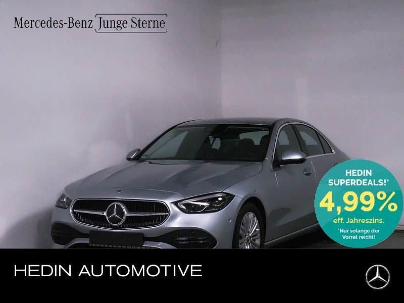 Silber Gebraucht 2024 Mercedes C180 Avantgarde Limousine | 36.220 € (Fairer Preis) - Bild 1/4