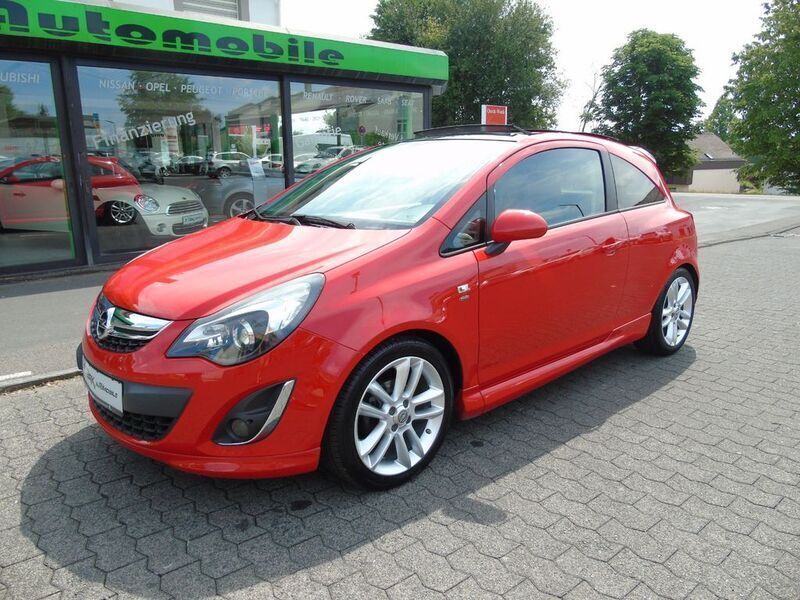 Rot Gebraucht 2011 Opel Corsa OPC Limousine | 6.999 € (Teuer) - Bild 1/4