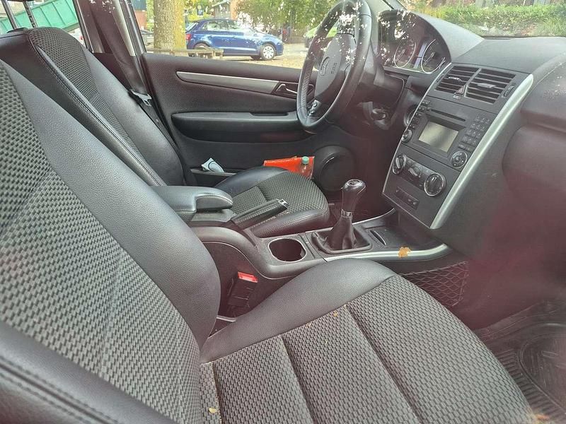 Gebraucht Mercedes A150 Elegance 95 PS (69 kW) 2009 Limousine